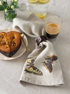 Oldenhof Flying Butterflies Servet 45 X 45 Cm Linnen 6 Stuks -Winkel Voor Keukenbenodigdheden linoroom napkins butterflies vertical lr